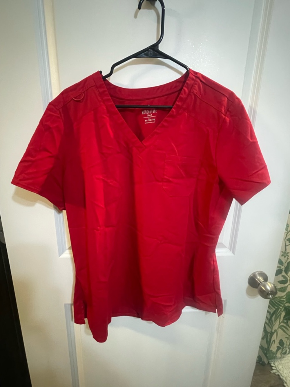 Med Couture Touch Women’s Chest Pocket Tuck In Top MC7448